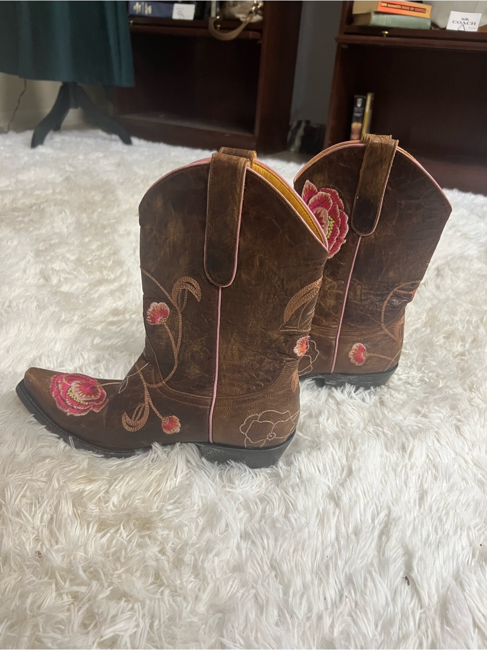 Old Gringo Marsha Leather Boots with Pink Embroidery - Picture 2 of 5